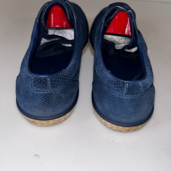 LOUIS VUITTON MEN SUEDE CRUISE, SIZE 12 US, BLUE SUEDE/PERFORATED GOOD CONDITION - Picture 2 of 4